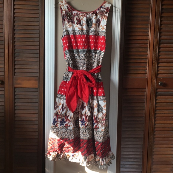 Dress - Picture 2 of 3